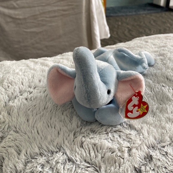 Vintage Beanie Baby Peanut the Elephant NWT - Picture 2 of 11